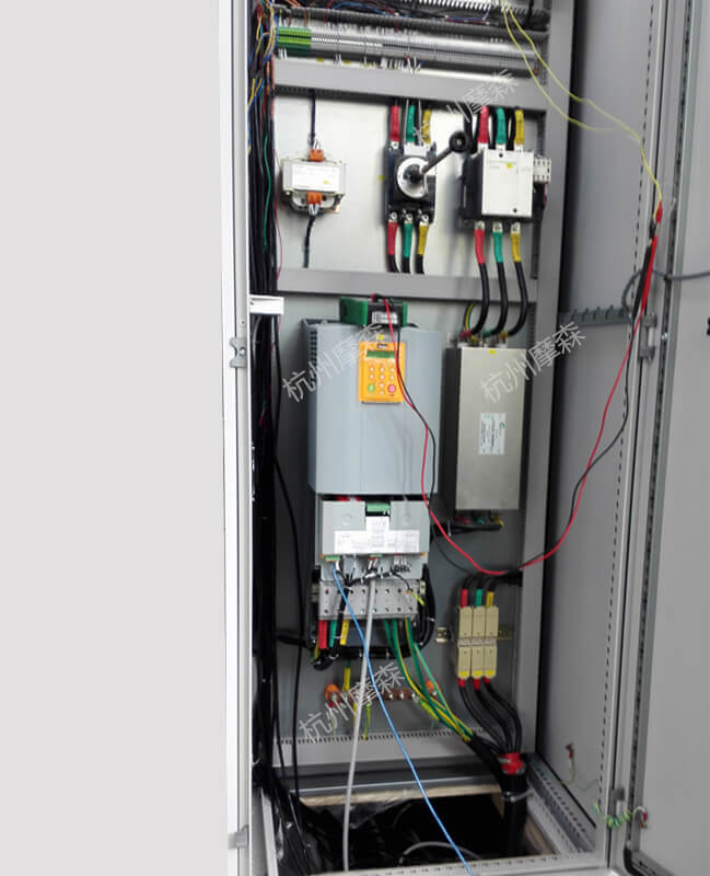 高速伺服电机应用于直9/直11油泵系统加压实验.jpg